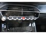 Peugeot e-2008 EV Allure Pack 50 kWh | Verw. Voorstoelen | Afn. Trekhaak | Keyless | 360 Camera