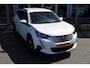 Peugeot e-2008 EV Allure Pack 50 kWh | Verw. Voorstoelen | Afn. Trekhaak | Keyless | 360 Camera