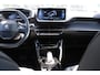 Peugeot e-2008 EV Allure Pack 50 kWh | Verw. Voorstoelen | Afn. Trekhaak | Keyless | 360 Camera