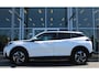 Peugeot e-2008 EV Allure Pack 50 kWh | Verw. Voorstoelen | Afn. Trekhaak | Keyless | 360 Camera