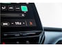 Volkswagen ID.4 Max 77 kWh | Zwenkbare Trekhaak | Camera | Carplay | Stoelverwarming