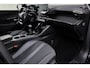 Peugeot 2008 1.2 PureTech Blue Lease Allure | Panoramadak | Half leder | LED | Apple carplay | Verwarmde stoelen