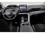 Peugeot 3008 1.2 PureTech Blue Lease Executive | Trekhaak | Climate control | Cruise control | Navigatie | Parkeersensoren