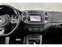 Volkswagen Tiguan 1.4 TSI R-Line Edition | Elektrisch panoramadak | Bi-Xenon | Verwarmde sportstoelen | Trekhaak