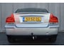 Volvo S60 2.4 Kinetic Zwart Leder | ECC | 17 Inch LMV | Trekhaak | Dealer Onderhouden!!