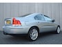 Volvo S60 2.4 Kinetic Zwart Leder | ECC | 17 Inch LMV | Trekhaak | Dealer Onderhouden!!