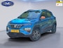 Dacia Spring Comfort Plus (Orange Pack) 27 kWh,luxe uitvoering,achteruitrijcamera,leder,led,navigatie, in perfecte staat