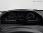 Peugeot 208 1.2 PureTech Signature Sport (APPLE CARPLAY,LED VERLICHTING,NAVIGATIE,CRUISE,PARKEERSENSOREN,LM-VELGEN,TOPCONDITIE)