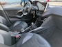Peugeot 2008 1.2 VTi Allure Pack Premium Plus 140.000km Airco/ECC,Cruisecontrol,Navigatie,Half Leder