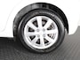 Toyota Yaris 1.5 FULL HYBRIDE AUTOMAAT 100% ONDERHOUDEN AIRCO.NAVIGATIE.CAMERA.LM VELGEN