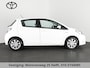 Toyota Yaris 1.5 FULL HYBRIDE AUTOMAAT 100% ONDERHOUDEN AIRCO.NAVIGATIE.CAMERA.LM VELGEN