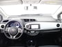 Toyota Yaris 1.5 FULL HYBRIDE AUTOMAAT 100% ONDERHOUDEN AIRCO.NAVIGATIE.CAMERA.LM VELGEN