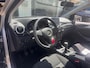 Mercedes-Benz B-klasse 180 Ambition Navi Airco Cruise Ctr Pdc Stoelverw Trekh Lmv Elek Pakket