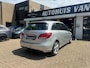 Mercedes-Benz B-klasse 180 Ambition Navi Airco Cruise Ctr Pdc Stoelverw Trekh Lmv Elek Pakket