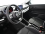 Fiat 600 Urban | 10,25" touchscreen radio met Bluetooth, DAB & USB | 16” stalen velgen met Bi-color cover | 2 hoofdsteunen achter
