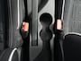 Fiat 600 Urban | 10,25" touchscreen radio met Bluetooth, DAB & USB | 16” stalen velgen met Bi-color cover | 2 hoofdsteunen achter