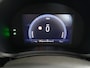 Fiat 600 Urban | 10,25" touchscreen radio met Bluetooth, DAB & USB | 16” stalen velgen met Bi-color cover | 2 hoofdsteunen achter