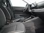 Fiat 600 Urban | 10,25" touchscreen radio met Bluetooth, DAB & USB | 16” stalen velgen met Bi-color cover | 2 hoofdsteunen achter