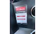Volkswagen Crafter 28 2.5 TDI ROLSTOELBUS-IDEAAL VOOR CAMPER- AUTOMAAT-STANDKACHEL-DRAAISTOELEN-CC-AIRCO ETC ETC