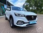 MG EHS 1.5 GDI 258pk Automaat Luxury | panoramadak, leder, stoelverwarming, elek. achterklep. camera, 18 inch velgen, elek. verstelbare voorstoelen