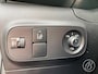 Citroën C3 1.2 Turbo 110pk EAT6 Automaat Business Shine | verw. voorstoelen, navigatie via apple carply of android auto, panoramadak, 16 inch velgen, climate