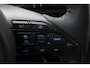Toyota Yaris 1.5 Hybrid Executive | Panoramadak | Dodehoek detectie | JBL | Head-up display | 17 inch | Navigatie | Apple Carplay / Android Auto | Stoel-/stuurverwarming