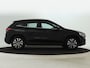 Mercedes-Benz GLA 180 Business Solution | Parkeerpakket met Camera | Stoelverwarming | LED | DAB | Cruise Controle | Inclusief 24 maanden Mercedes-Benz Certified garantie voor Europa.