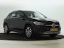 Mercedes-Benz GLA 180 Business Solution | Parkeerpakket met Camera | Stoelverwarming | LED | DAB | Cruise Controle | Inclusief 24 maanden Mercedes-Benz Certified garantie voor Europa.