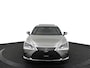 Lexus ES 300h Business Line | 19 Inch Lichtmetalen velgen | Apple Carplay | Stuurwielverwarming