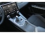 Lynk & Co 01 1.5 | Trekhaak | Panorama dak | 360' Camera | Elektrische kofferbak | Bestuurdersstoel elektrisch verstelbaar met geheugen | Parkeersensoren V+A | Navigatie | Climate controle | Stoelverwarming | Digital cockpit | Adaptive cruise | Apple CarPlay/Android auto | Keyless Go | 20 Inch LMV |
