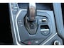 Lynk & Co 01 1.5 | Trekhaak | Panorama dak | 360' Camera | Elektrische kofferbak | Bestuurdersstoel elektrisch verstelbaar met geheugen | Parkeersensoren V+A | Navigatie | Climate controle | Stoelverwarming | Digital cockpit | Adaptive cruise | Apple CarPlay/Android auto | Keyless Go | 20 Inch LMV |