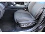 Lynk & Co 01 1.5 | Trekhaak | Panorama dak | 360' Camera | Elektrische kofferbak | Bestuurdersstoel elektrisch verstelbaar met geheugen | Parkeersensoren V+A | Navigatie | Climate controle | Stoelverwarming | Digital cockpit | Adaptive cruise | Apple CarPlay/Android auto | Keyless Go | 20 Inch LMV |