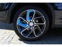 Lynk & Co 01 1.5 | Trekhaak | Panorama dak | 360' Camera | Elektrische kofferbak | Bestuurdersstoel elektrisch verstelbaar met geheugen | Parkeersensoren V+A | Navigatie | Climate controle | Stoelverwarming | Digital cockpit | Adaptive cruise | Apple CarPlay/Android auto | Keyless Go | 20 Inch LMV |