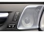 Volvo XC60 T8 Recharge AWD Plus Black Edition - LONG RANGE - Luchtvering - Panorama/schuifdak - IntelliSafe Assist & Surround - 360º Camera - Adaptieve LED koplampen - Verwarmde voorstoelen, stuur & achterbank - Parkeersensoren voor & achter - Elektr. bedienb. voorstoelen met geheugen - Head up display - Draadloze tel. lader - Extra getint glas - 21' LMV