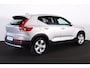 Volvo XC40 B4 Core - IntelliSafe Assist & Surround - Parkeercamera achter - Verwarmde voorstoelen, stuur & achterbank - Parkeersensoren voor & achter - Draadloze tel. lader - Standkachel - Extra getint glas - 18' LMV