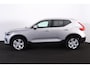 Volvo XC40 B4 Core - IntelliSafe Assist & Surround - Parkeercamera achter - Verwarmde voorstoelen, stuur & achterbank - Parkeersensoren voor & achter - Draadloze tel. lader - Standkachel - Extra getint glas - 18' LMV