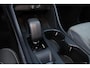 Volvo XC40 B4 Core - IntelliSafe Assist & Surround - Parkeercamera achter - Verwarmde voorstoelen, stuur & achterbank - Parkeersensoren voor & achter - Draadloze tel. lader - Standkachel - Extra getint glas - 18' LMV