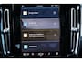 Volvo XC40 B4 Core - IntelliSafe Assist & Surround - Parkeercamera achter - Verwarmde voorstoelen, stuur & achterbank - Parkeersensoren voor & achter - Draadloze tel. lader - Standkachel - Extra getint glas - 18' LMV