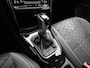 Volkswagen T-Roc 1.5 TSI R-Line | Automaat | R-line | Camera | Parkeersensoren | Apple carplay | Airco |