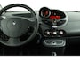 Renault Twingo 1.2 16V 75 PK Collection | Airco |  Cruise Controle | Bluetooth | All Season Banden |