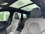 Volvo XC60 T8 Plug-in hybrid AWD Ultra Black Edition Pano. dak / Verwarmde stoelen / 360 camera / Harman Kardon / Elek. verstelbare stoelen / Verwarmde stoelen /