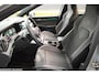 Volkswagen Golf 1.5 eTSI R-Line Business 150pk dsg. i Qlight. Stoel Verw. 2x R-line