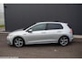 Volkswagen Golf 1.5 eTSI R-Line Business 150pk dsg. i Qlight. Stoel Verw. 2x R-line