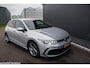 Volkswagen Golf 1.5 eTSI R-Line Business 150pk dsg. i Qlight. Stoel Verw. 2x R-line