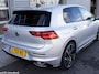 Volkswagen Golf 1.5 eTSI R-Line Business 150pk dsg. i Qlight. Stoel Verw. 19 inch lm.