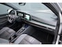 Volkswagen Golf 1.5 eTSI R-Line Business 150pk dsg. i Qlight. Stoel Verw. 19 inch lm.