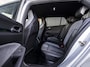 Volkswagen Golf 1.5 2x R-Line Business 150pk dsg. i Qlight. Stoel Verw. 19 inch lm.