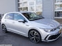 Volkswagen Golf 1.5 eTSI R-Line Business 150pk dsg. i Qlight. Stoel Verw. 19 inch lm.