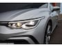 Volkswagen Golf 1.5 eTSI R-Line Business 150pk dsg. i Qlight. Stoel Verw. 2x R-line