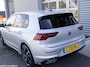 Volkswagen Golf 1.5 eTSI R-Line Business 150pk dsg. i Qlight. Stoel Verw. 19 inch lm.